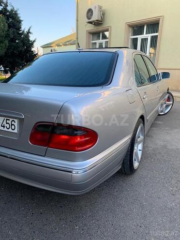 Mercedes E 280 2000, 395,487 km - 2.8 л - Bakı