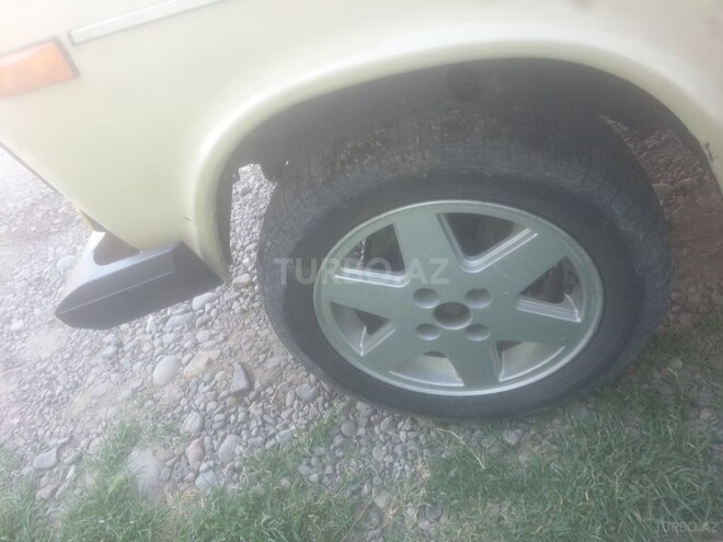 LADA (VAZ) Vesta Cross 1987, 379,000 km - 1.1 l - Qazax