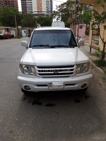 Mitsubishi Pajero io 2001, 250,000 km - 0.2 l - Bakı