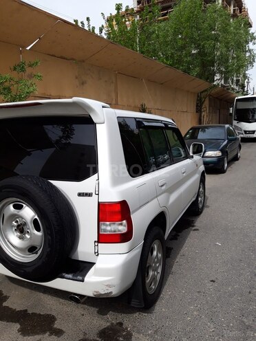 Mitsubishi Pajero io 2001, 250,000 km - 0.2 l - Bakı