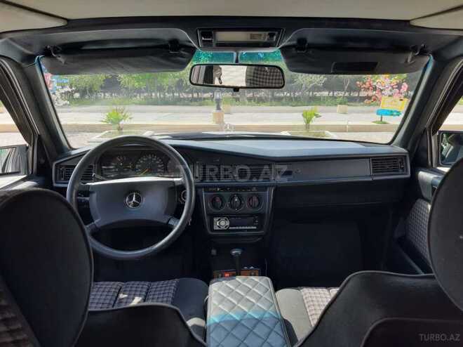 Mercedes 190 1991, 286,000 km - 1.8 l - Şirvan