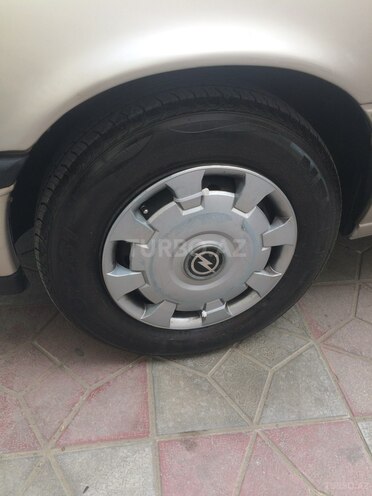 Opel Vectra 1991, 371,000 km - 2.0 л - Bakı