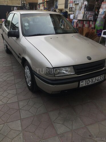 Opel Vectra 1991, 371,000 km - 2.0 л - Bakı
