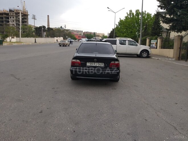 BMW 523 1998, 300,000 km - 2.5 l - Bakı