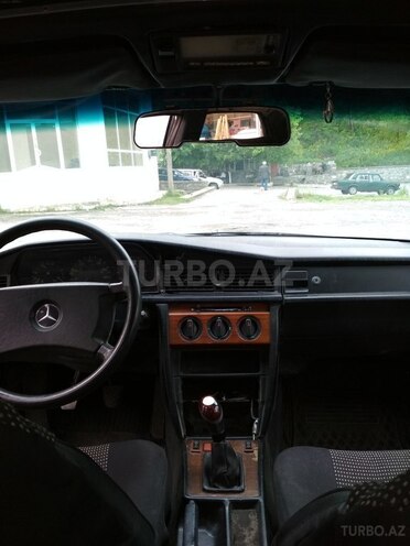 Mercedes 190 1989, 880,000 km - 2.0 l - Şəki