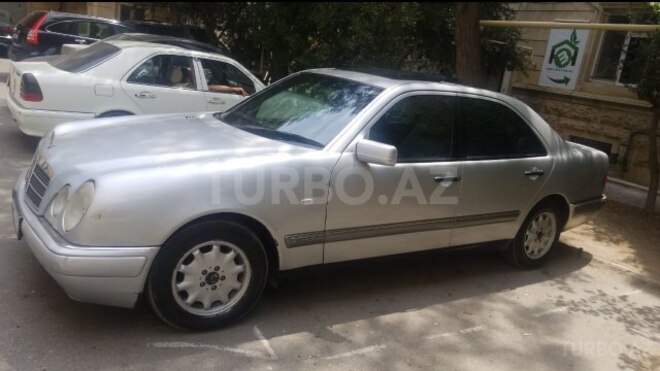 Mercedes E 200 1997, 338,755 km - 2.0 l - Bakı