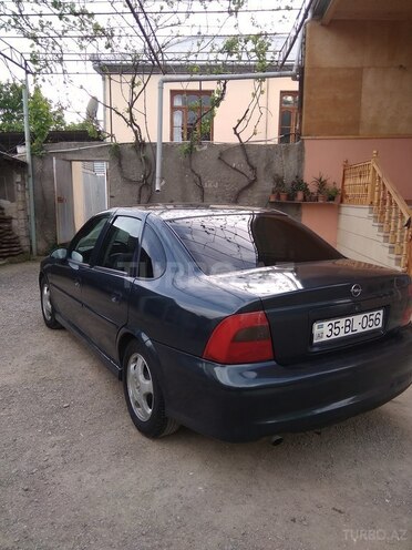 Opel Vectra 1999, 269,680 km - 0.2 l - Qazax