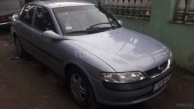 Opel Vectra 1998, 245,000 km - 1.6 l - Masallı