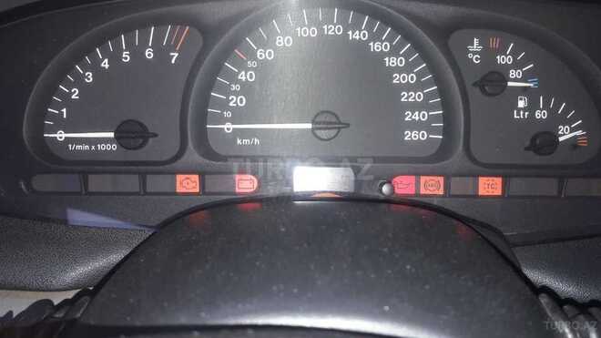 Opel Vectra 1998, 245,000 km - 1.6 l - Masallı