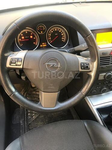 Opel Astra 2005, 205,000 km - 1.7 l - Bakı