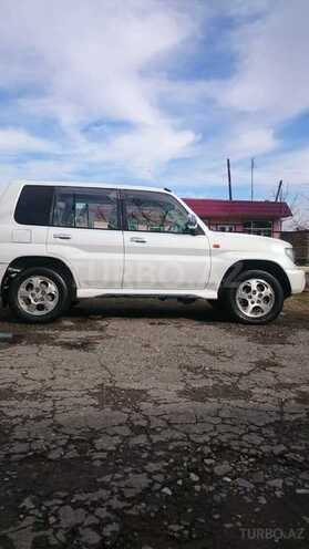 Mitsubishi Pajero io 2001, 306,957 km - 2.0 л - Mingəçevir