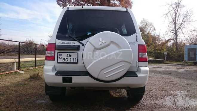 Mitsubishi Pajero io 2001, 306,957 km - 2.0 л - Mingəçevir