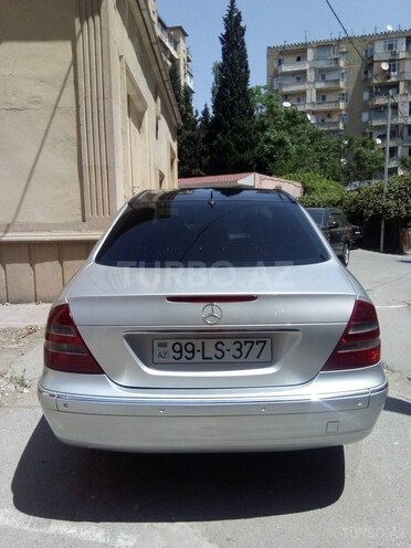 Mercedes E 220 2002, 317,000 km - 2.2 l - Bakı