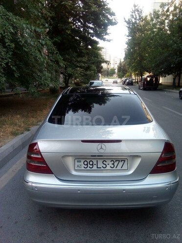 Mercedes E 220 2002, 317,000 km - 2.2 l - Bakı