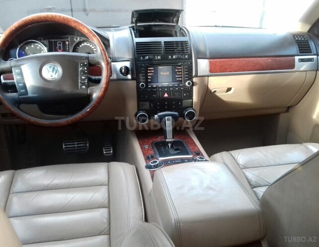 Volkswagen Touareg 2006, 223,000 km - 4.2 l - Bakı