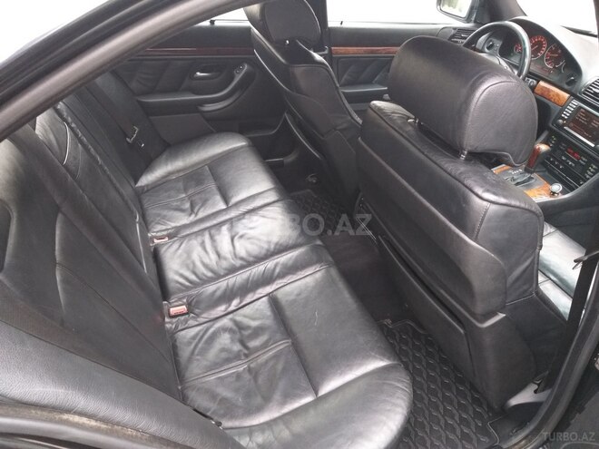 BMW 540 2001, 320,000 km - 4.4 l - Xırdalan