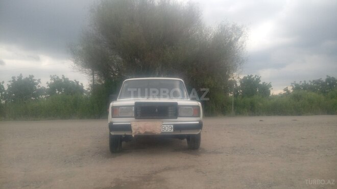 LADA (VAZ) 2107 1988, 200,000 km - 1.5 л - Sabirabad