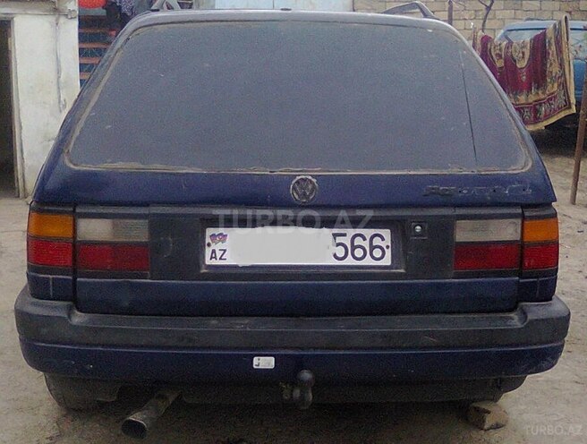 Volkswagen Passat 1992, 196,000 km - 1.8 l - Şamaxı