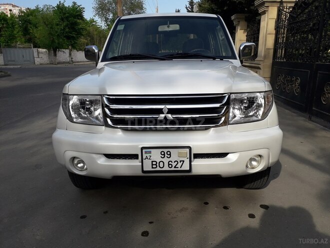 Mitsubishi Pajero io 2000, 248,000 km - 2.0 l - Bakı
