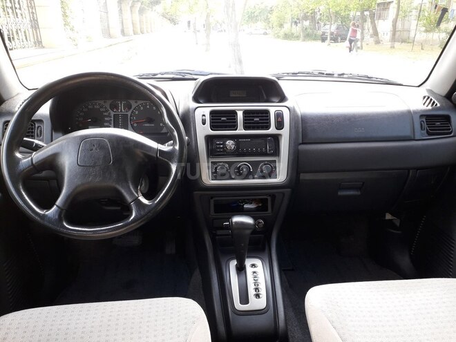 Mitsubishi Pajero io 2000, 248,000 km - 2.0 l - Bakı