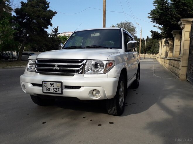 Mitsubishi Pajero io 2000, 248,000 km - 2.0 l - Bakı