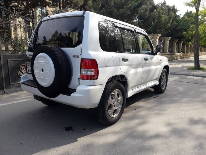 Mitsubishi Pajero io 2000, 248,000 km - 2.0 l - Bakı