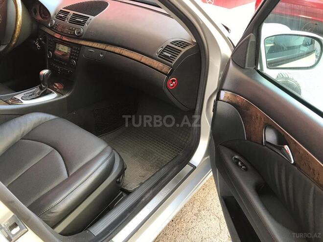 Mercedes E 270 2002, 210,000 km - 2.7 l - Bakı