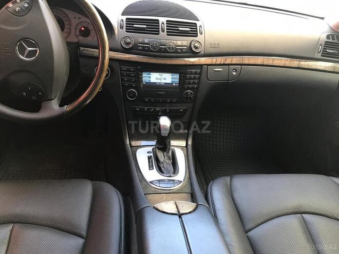 Mercedes E 270 2002, 210,000 km - 2.7 l - Bakı