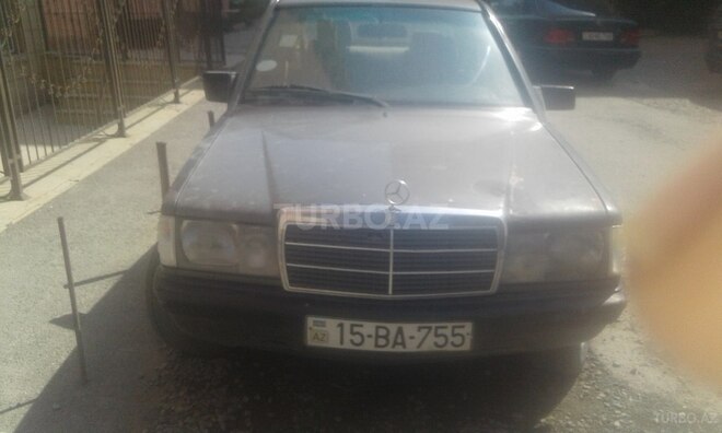 Mercedes 190 1988, 205,327 km - 2.3 л - Bakı