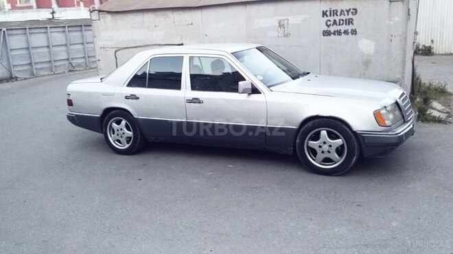 Mercedes E 200 1992, 350,000 km - 2.0 l - Bakı