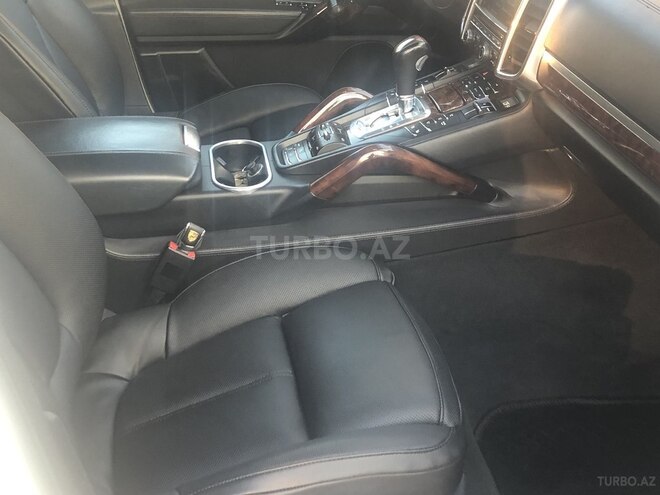 Porsche Cayenne Turbo 2010, 150,000 km - 4.8 l - Bakı