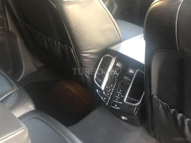 Porsche Cayenne Turbo 2010, 150,000 km - 4.8 l - Bakı