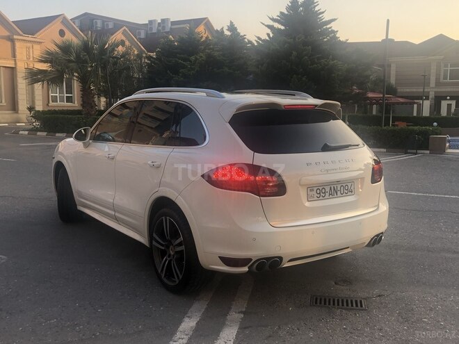 Porsche Cayenne Turbo 2010, 150,000 km - 4.8 l - Bakı