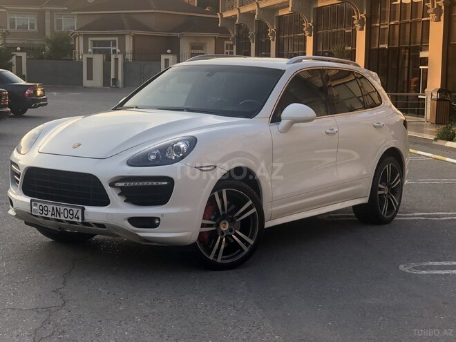 Porsche Cayenne Turbo 2010, 150,000 km - 4.8 l - Bakı