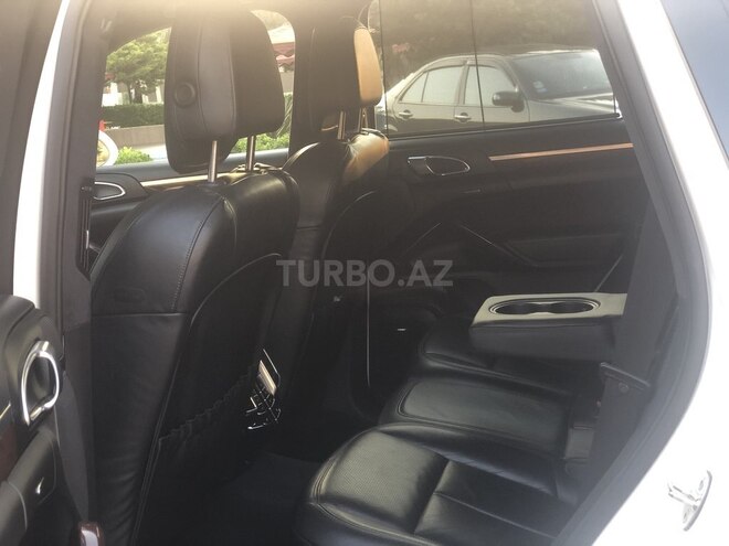 Porsche Cayenne Turbo 2010, 150,000 km - 4.8 l - Bakı
