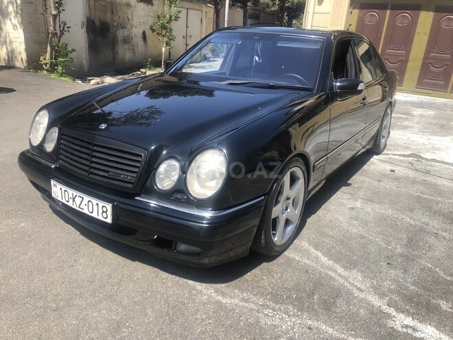 Mercedes E 320 2001, 280,000 km - 3.2 l - Bakı