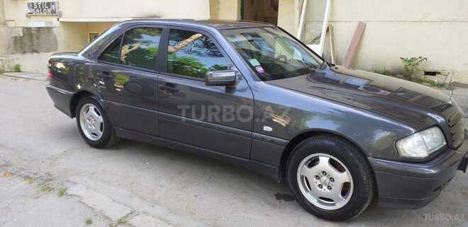 Mercedes C 180 1999, 270,000 km - 2.0 l - Bakı