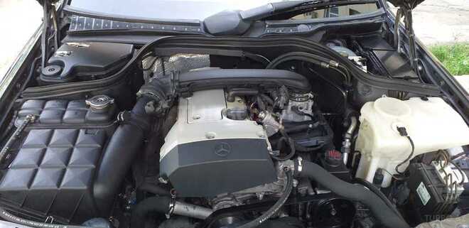 Mercedes C 180 1999, 270,000 km - 2.0 l - Bakı