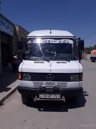 Mercedes 208 D 1994, 74,720 km - 2.5 l - Bakı