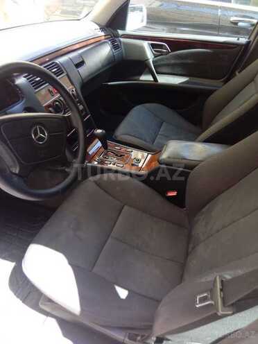 Mercedes E 240 1999, 258,810 km - 2.4 л - Bakı