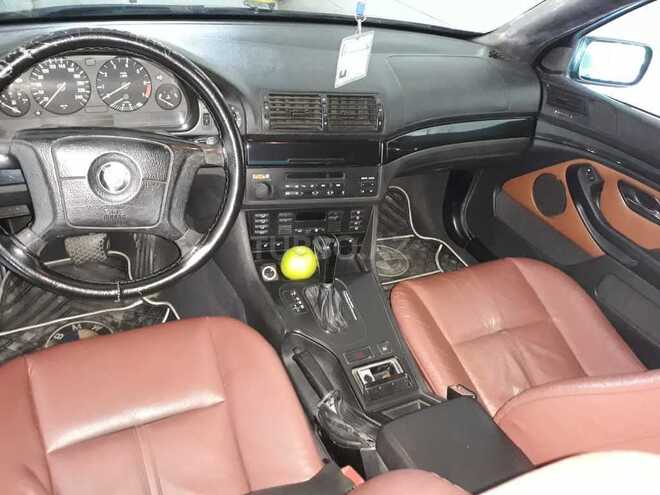 BMW 523 1999, 222,000 km - 2.0 l - Bakı