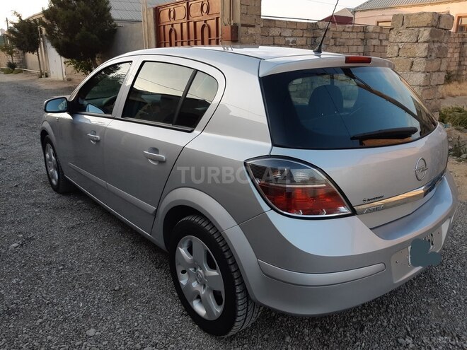 Opel Astra 2007, 195,000 km - 1.3 л - Bakı