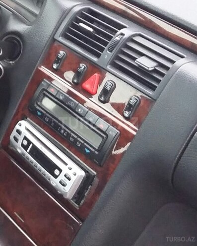 Mercedes E 240 1999, 194,949 km - 2.4 l - Xaçmaz