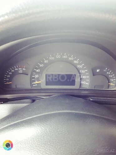 Mercedes C 320 2003, 200,000 km - 3.2 л - Gəncə
