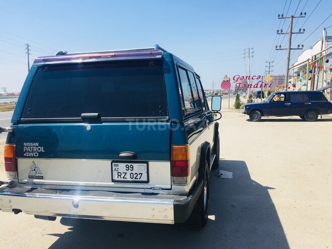Nissan Patrol 1992, 127,543 km - 2.4 l - Bakı