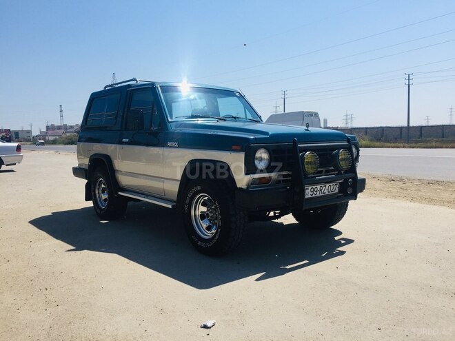 Nissan Patrol 1992, 127,543 km - 2.4 l - Bakı