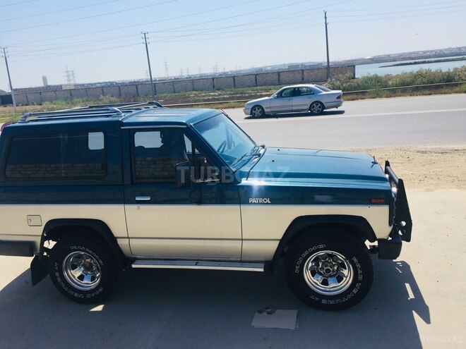 Nissan Patrol 1992, 127,543 km - 2.4 l - Bakı