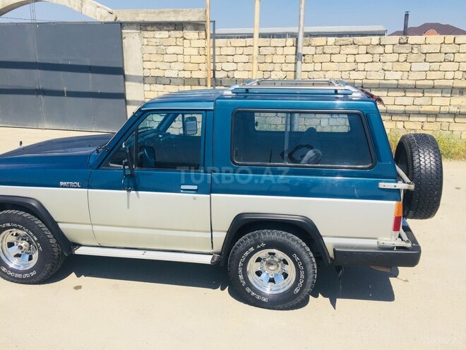Nissan Patrol 1992, 127,543 km - 2.4 l - Bakı
