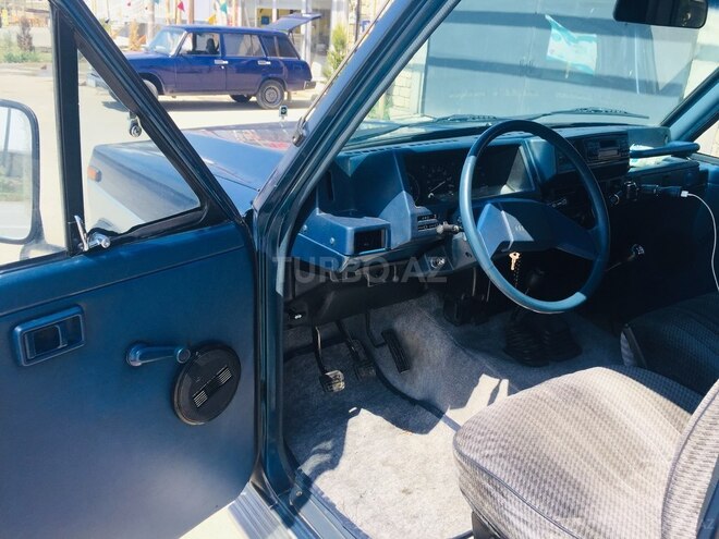Nissan Patrol 1992, 127,543 km - 2.4 l - Bakı