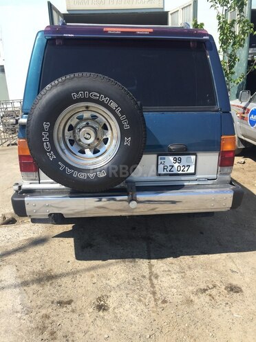 Nissan Patrol 1992, 127,543 km - 2.4 l - Bakı